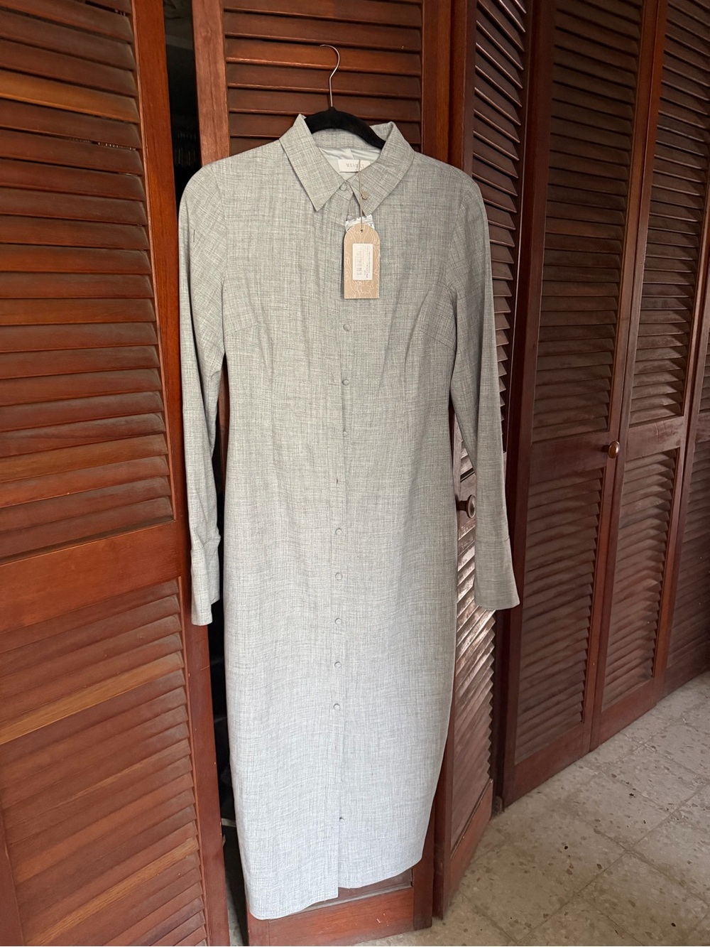 Meshki Viral Long Sleeve Button-Front Shirt Dress in Light Gray